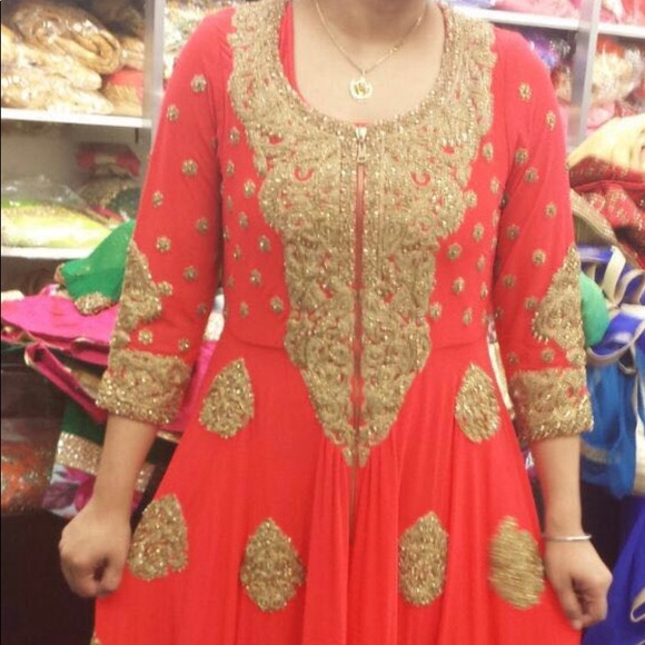 Indian Pakistani bridal Lehenga dress - Picture 3 of 13